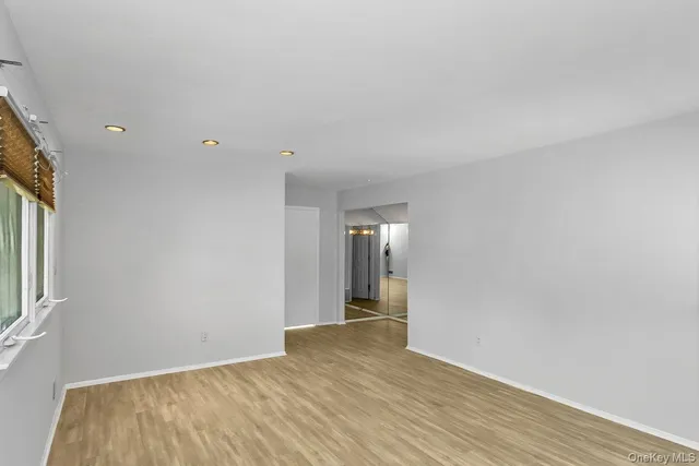 $1,599,000 | 83 The Dell, Searingtown, NY 11507