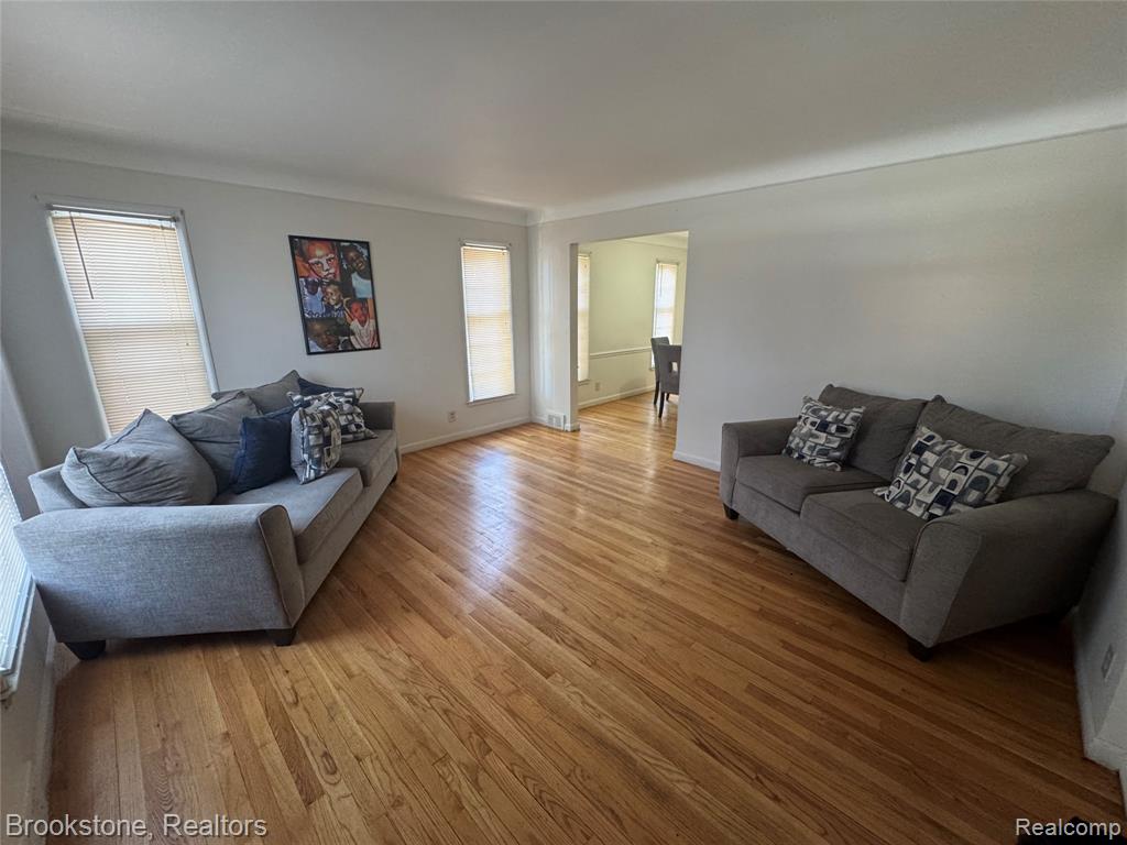 22200-22202 Moross Road Grosse Pointe, MI 48236 - Photo 3 of 19 Gallery Image 3