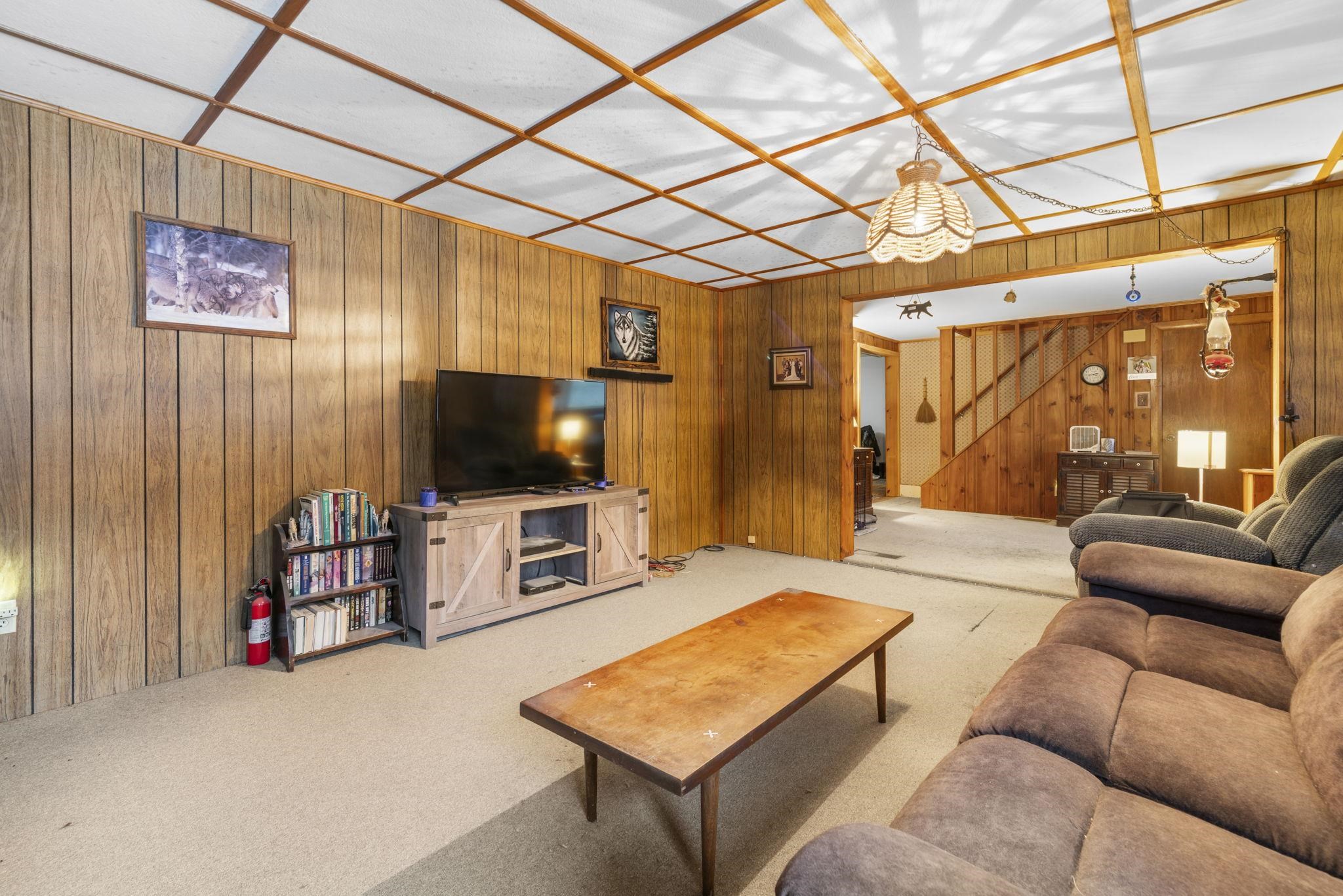 520 Goboro Road Chichester, NH 03258 - Photo 17 of 47