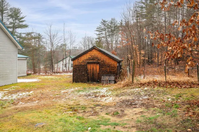 $425,000 | 520 Goboro Road, Chichester, NH 03258