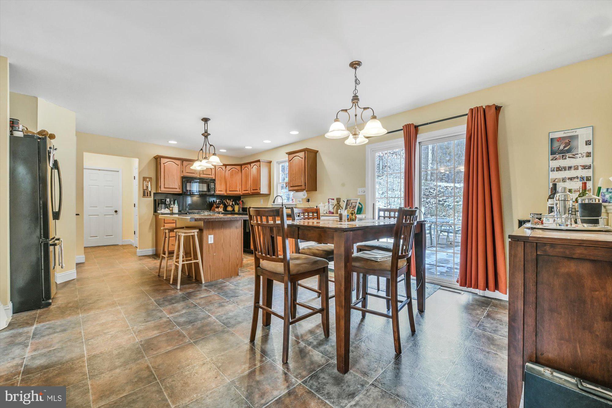 41 Madison Drive Reading, PA 19606 - Photo 16 of 38