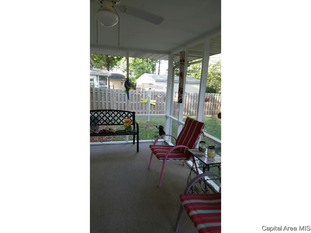 505 Witherspoon Drive Springfield, IL 62704 - Photo 12 of 15 Gallery Image 12
