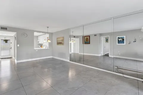 $125,999 | 461 Northwest 76th Avenue, Unit 106, Margate, FL 33063