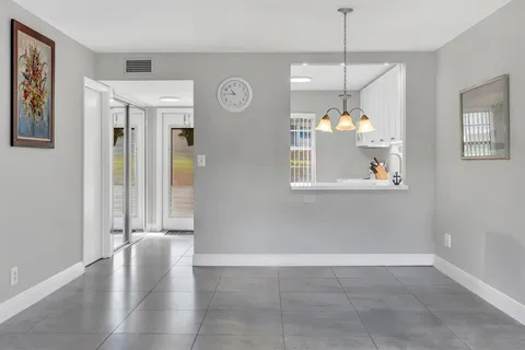 $125,999 | 461 Northwest 76th Avenue, Unit 106, Margate, FL 33063