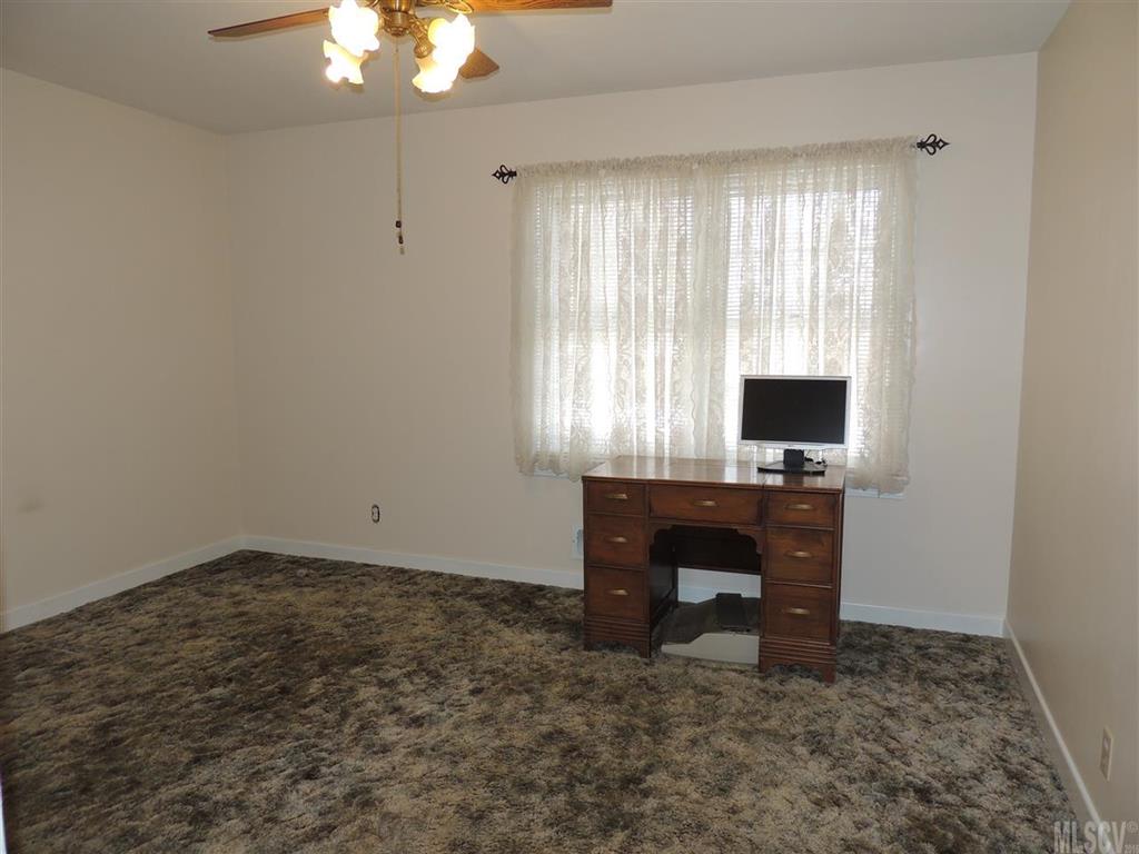 1003 7th Avenue Southwest Conover, NC 28613 - Photo 3 of 25 Gallery Image 3
