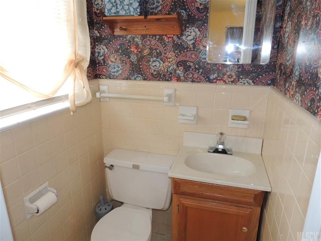 1003 7th Avenue Southwest Conover, NC 28613 - Photo 7 of 25 Gallery Image 7