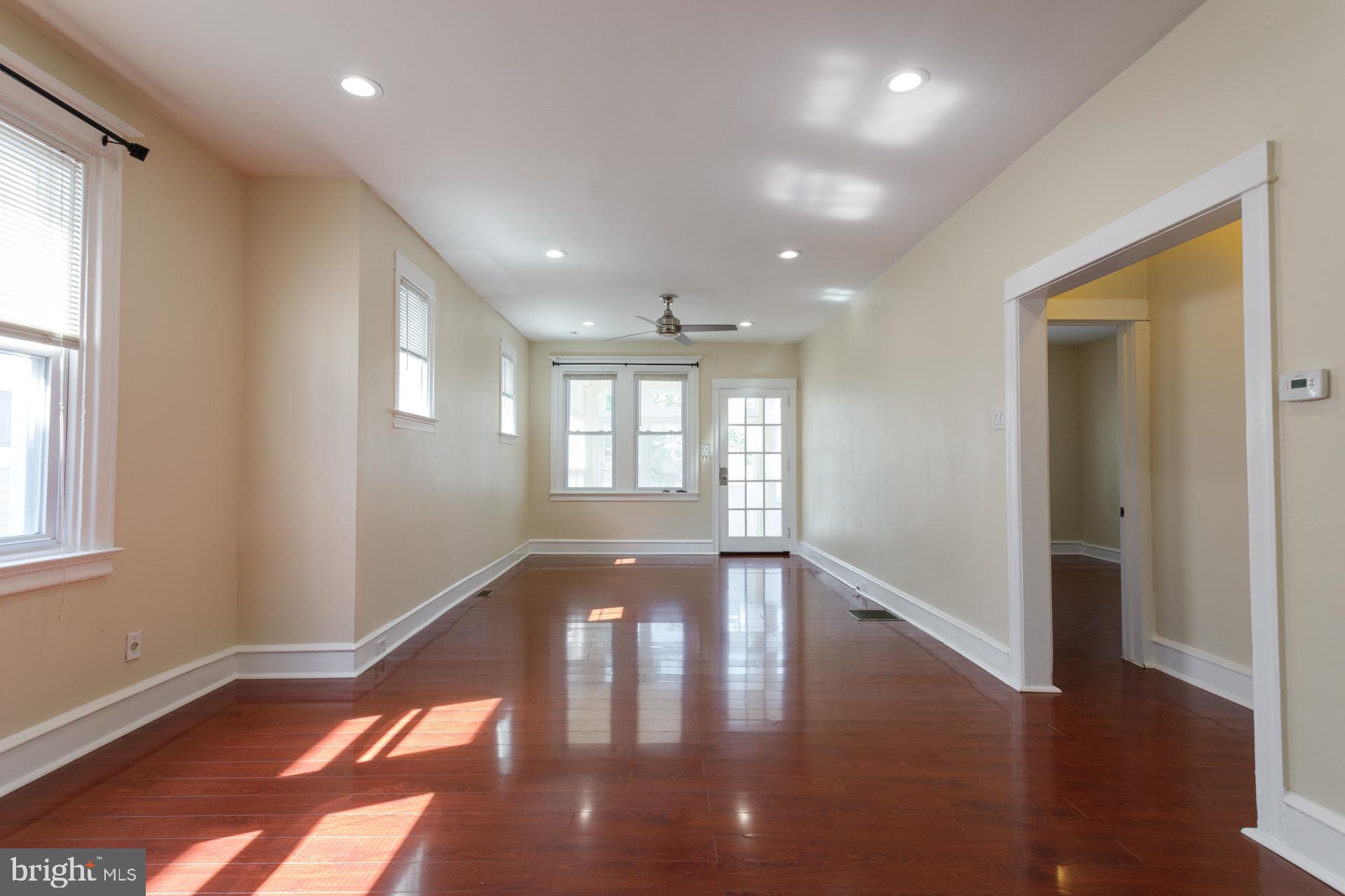 1213 Friendship Street Philadelphia, PA 19111 - Photo 5 of 30