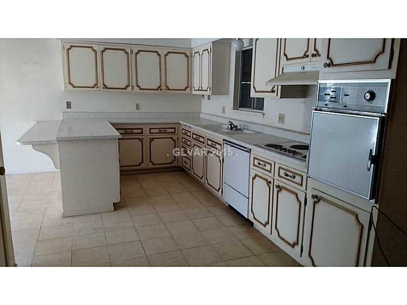 127 Main Street Caliente, NV 89008 - Photo 5 of 11 Property Photo. Kitchen