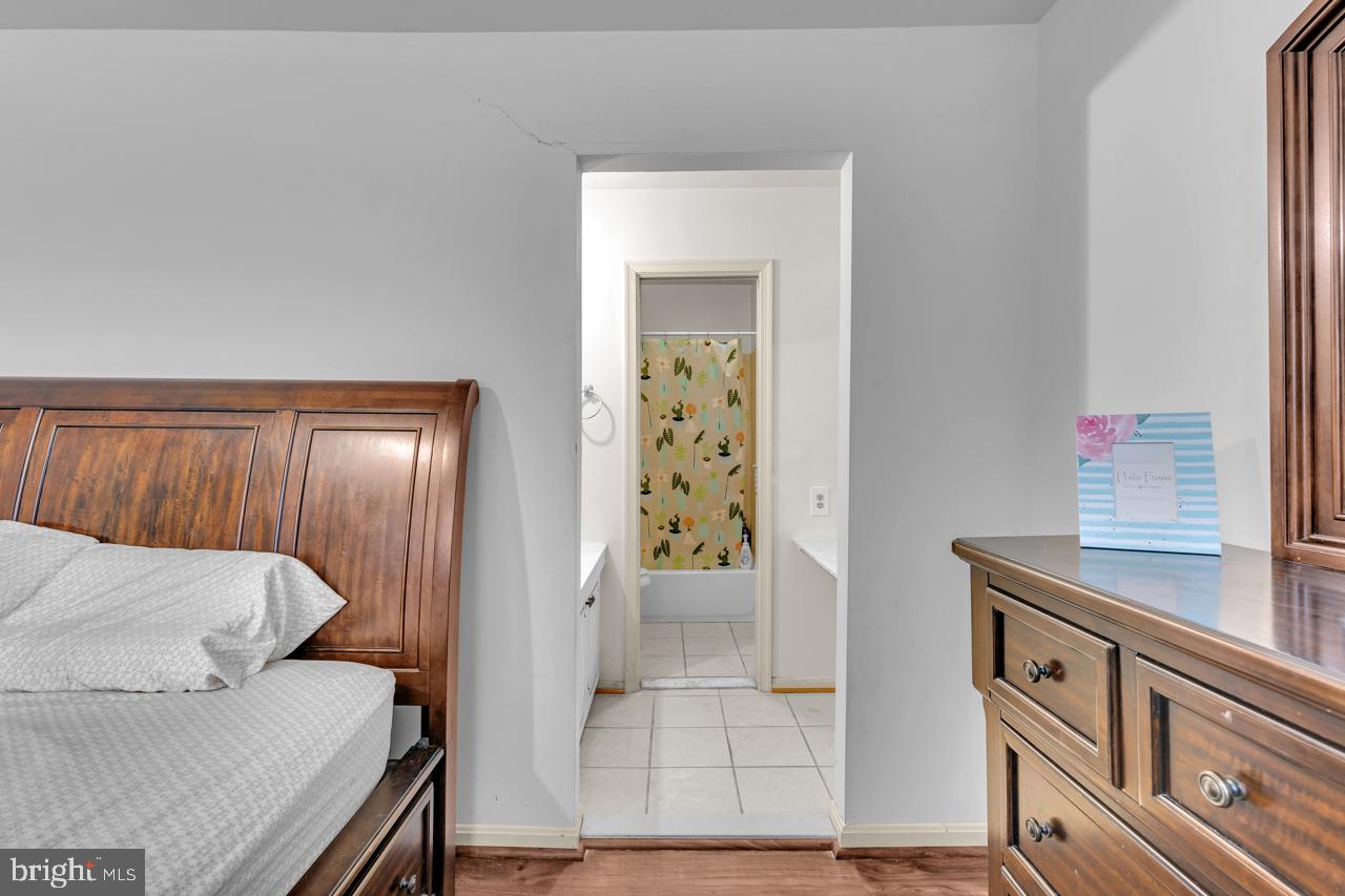 7437 Jayhawk Street Annandale, VA 22003 - Photo 13 of 29