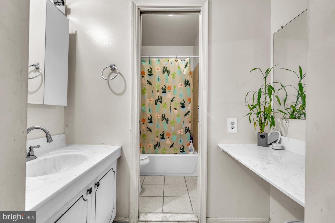 7437 Jayhawk Street Annandale, VA 22003 - Photo 14 of 29