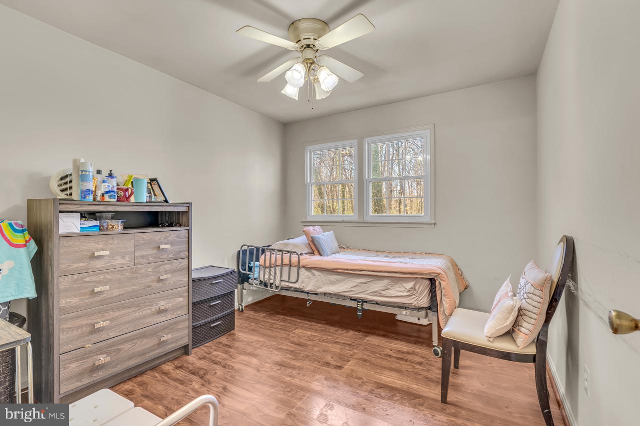 7437 Jayhawk Street Annandale, VA 22003 - Photo 16 of 29