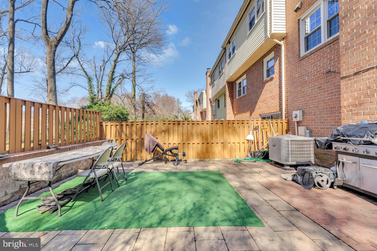 7437 Jayhawk Street Annandale, VA 22003 - Photo 26 of 29