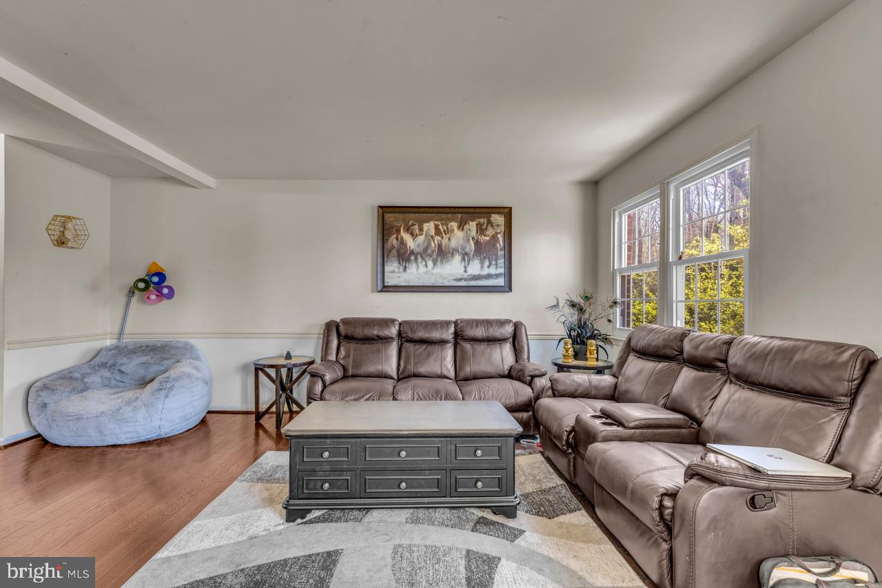 7437 Jayhawk Street Annandale, VA 22003 - Photo 8 of 29