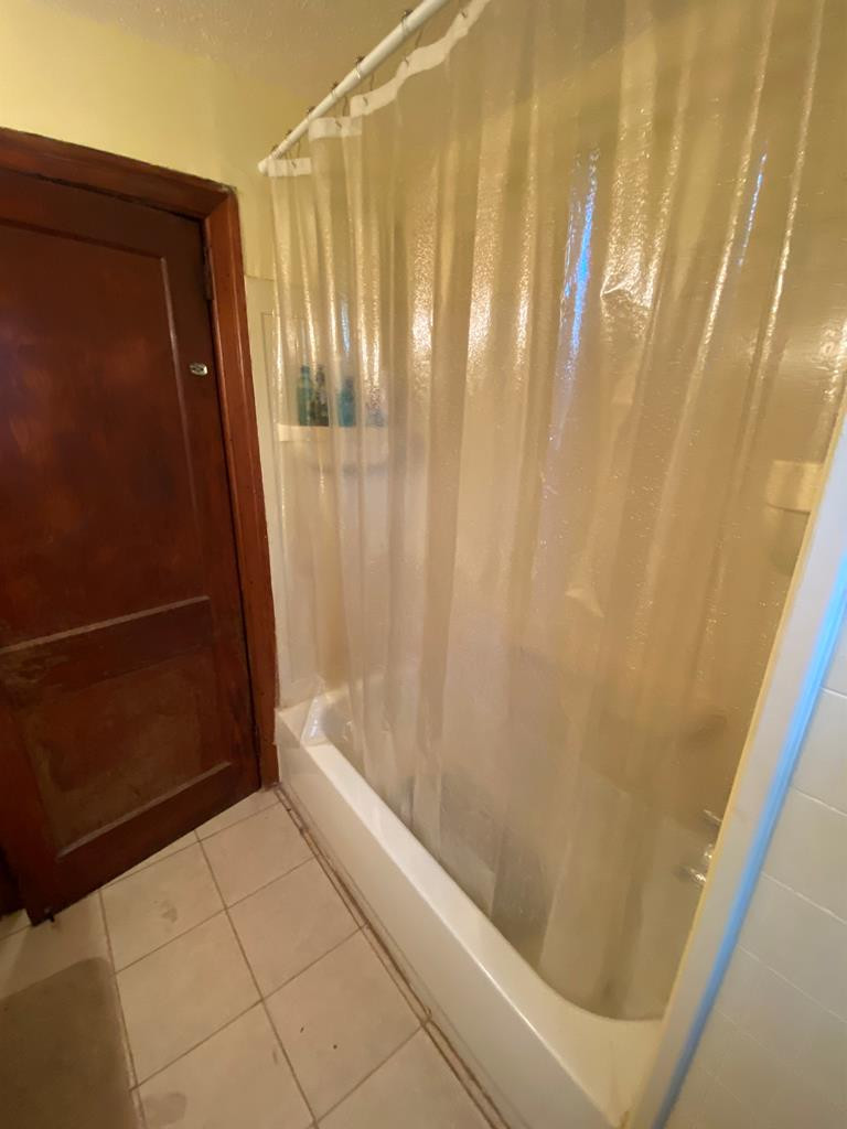 2315 Ridge Road, Unit 2315 Augusta, GA 30906 - Photo 20 of 23 bathroom shower