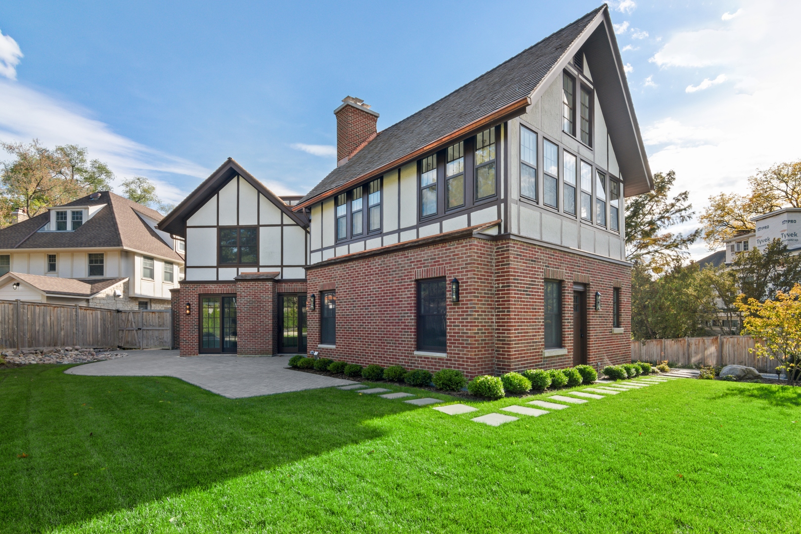 1045 Pine Street Winnetka, IL 60093 - Photo 36 of 38 front view of house with a yard