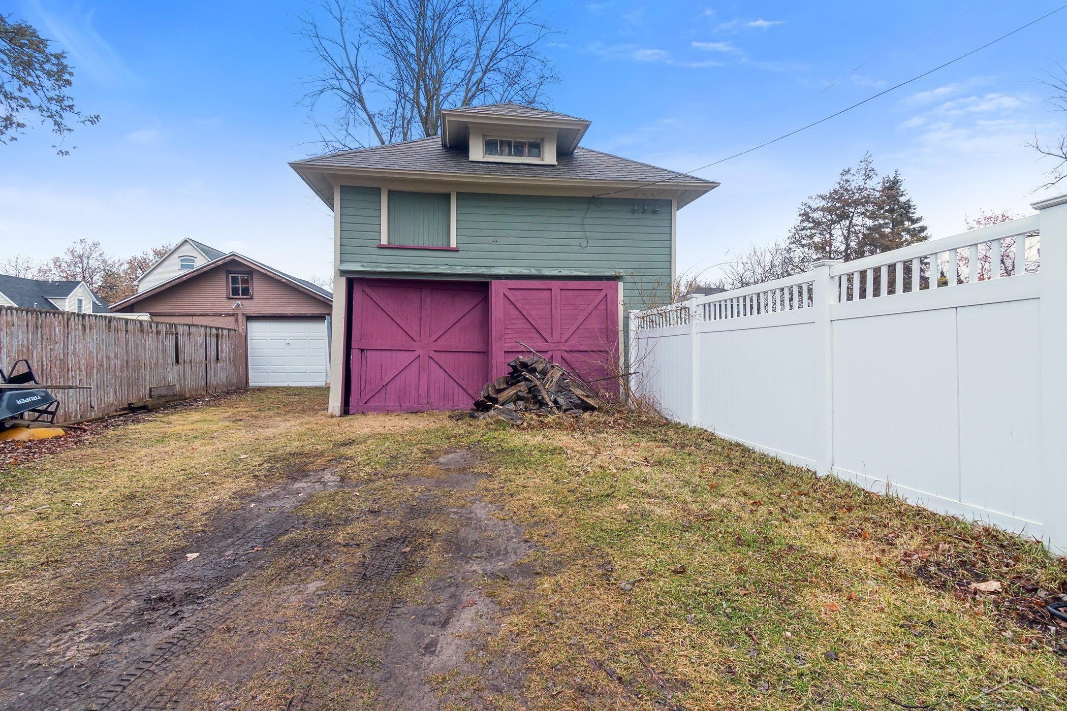 2155 4th Street Bay City, MI 48708 - Photo 25 of 30 50099652-24.JPG
