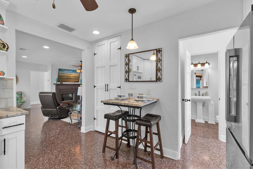 16102 4th Street East Redington Beach, FL 33708 - Photo 15 of 60