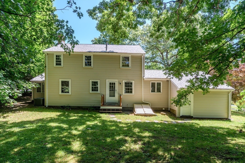 78 Lorraine Road Westwood, MA 02090 - Photo 28 of 34
