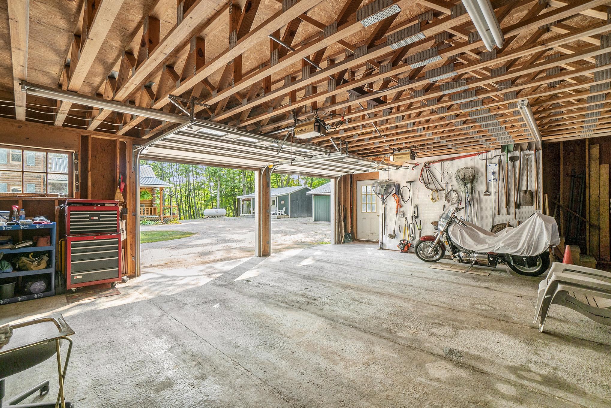 10780 South 29 Road Cadillac, MI 49601 - Photo 33 of 52 1933413-AFD42264-91DB-4922-9544-FCA6123C6CFA.JPG