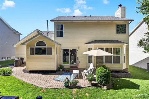 $450,000 | 1211 Lake Canyon View, Fenton, MO 63026