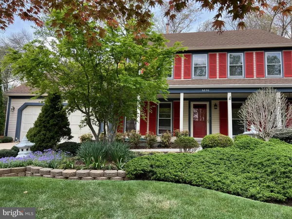$1,085,000 | 6830 Bluecurl Circle, Springfield, VA 22152