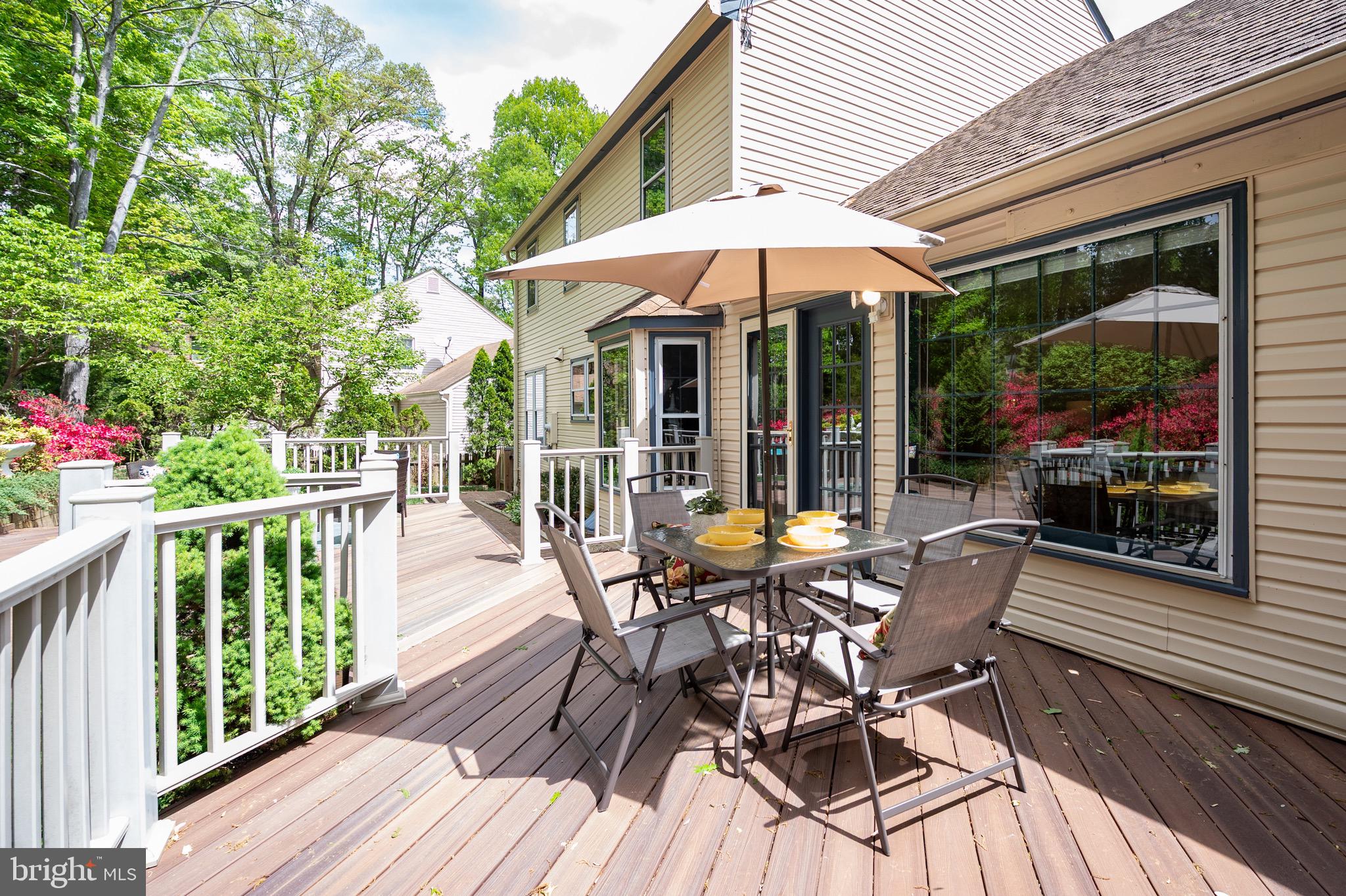 6830 Bluecurl Circle Springfield, VA 22152 - Photo 24 of 73 Generous 450 sq. ft. walk-out deck