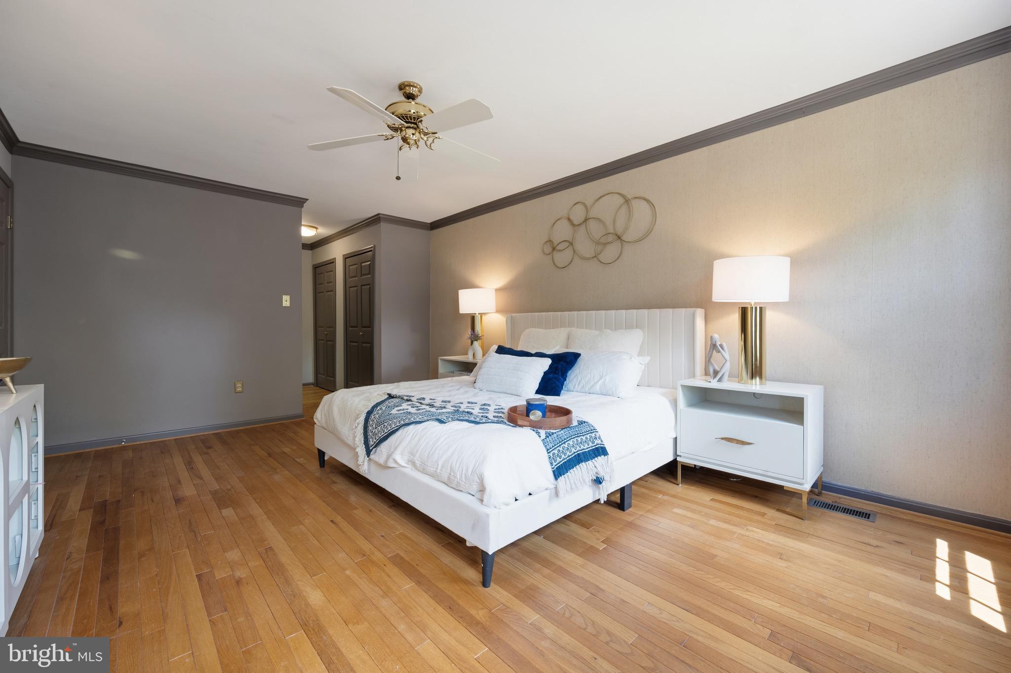 6830 Bluecurl Circle Springfield, VA 22152 - Photo 33 of 73 Primary suite