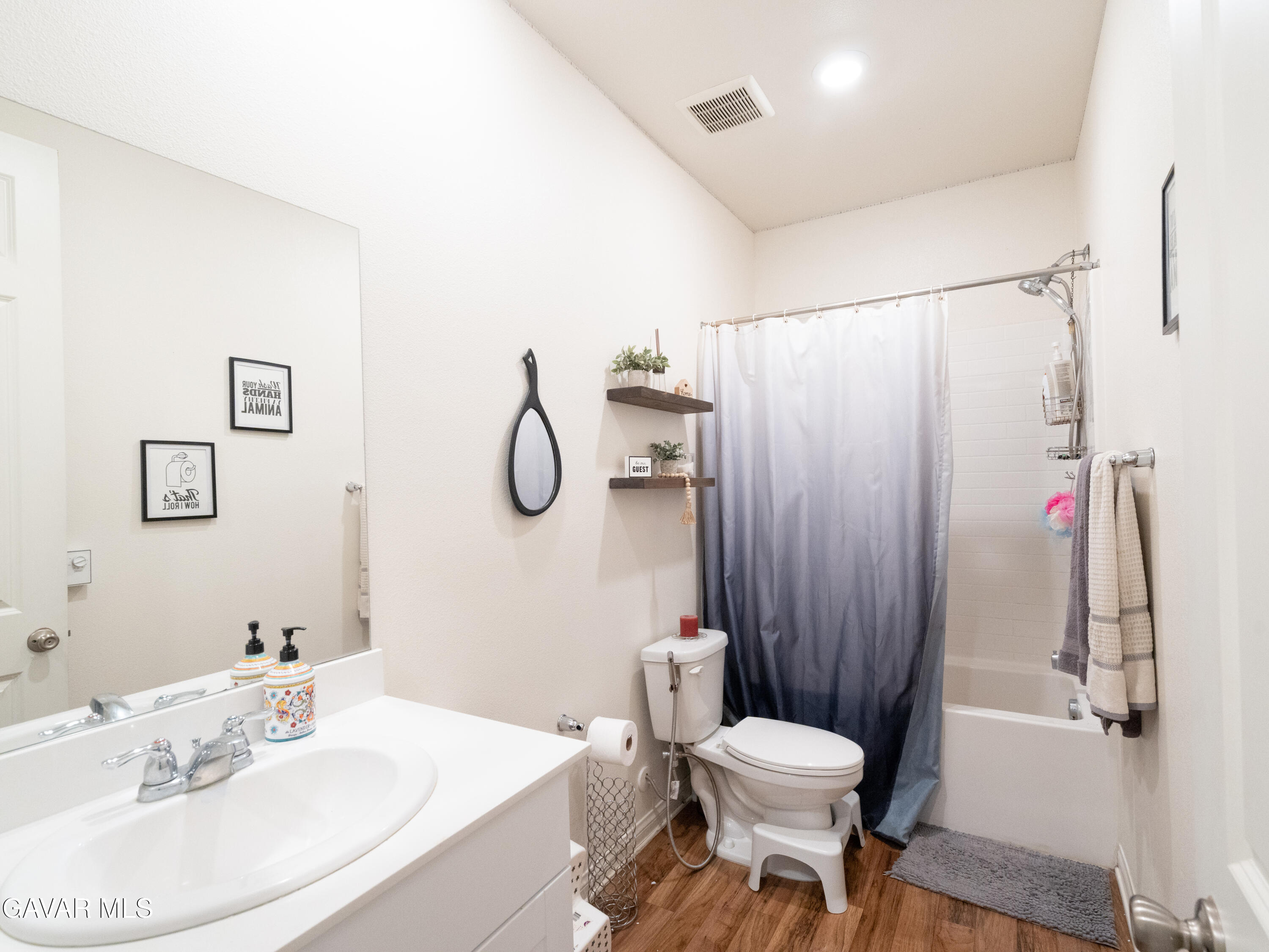 44460 Encanto Way Lancaster, CA 93536 - Photo 17 of 22 DSC02319