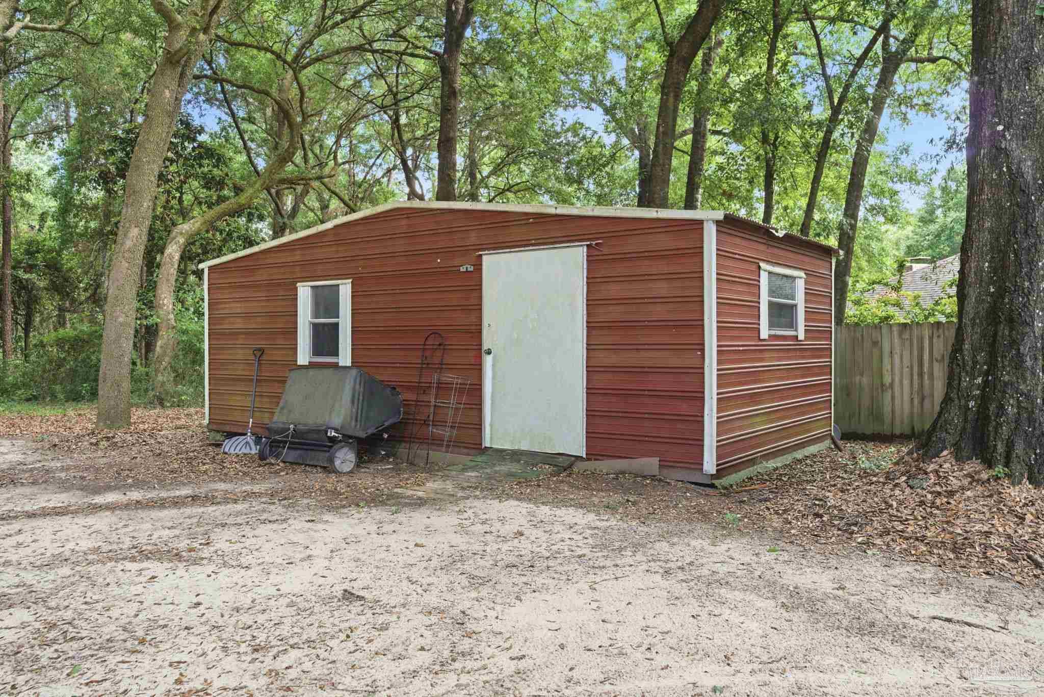 5481 Rowe Trail Pace, FL 32571 - Photo 40 of 57