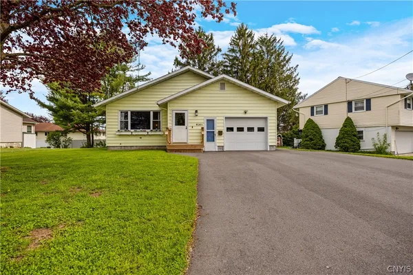 $199,000 | 414 A Den-Whit Terrace, Lenox, NY 13032