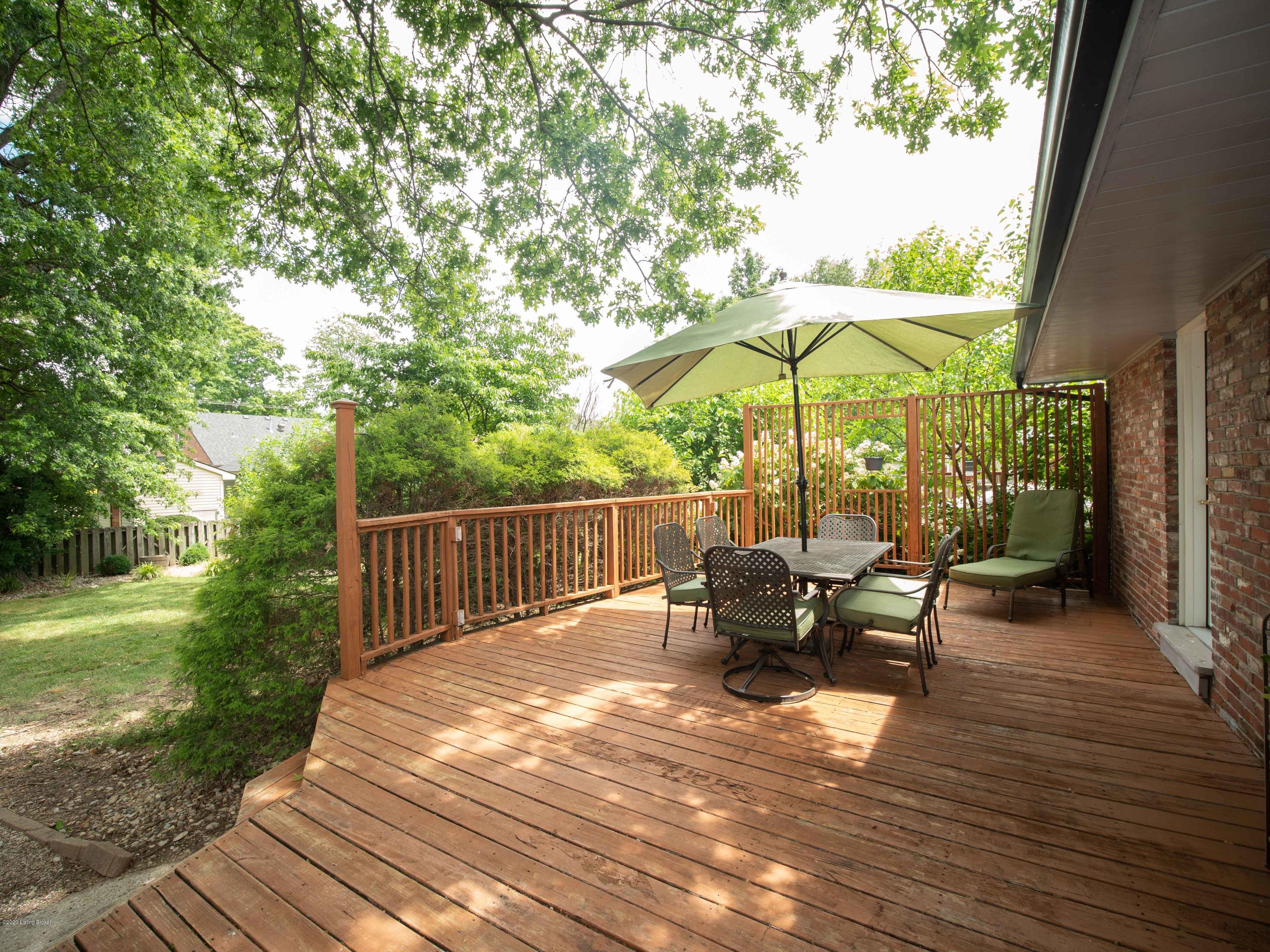 809 Ahland Road Louisville, KY 40207 - Photo 10 of 72 809 Ashland Road-35