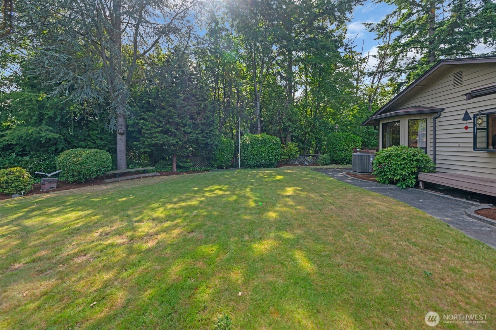 623 Southwest 122nd Street Seattle, WA 98146 - Photo 23 of 31 Gallery Image 23