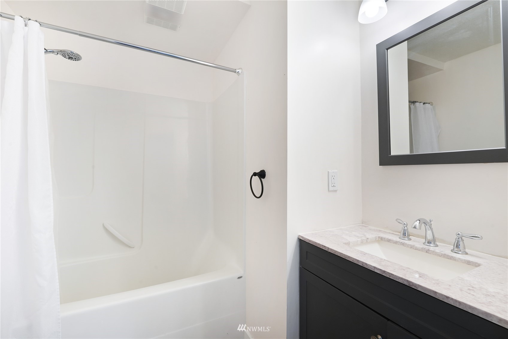 3771 Hubble Court Clinton, WA 98236 - Photo 25 of 30 Gallery Image 25