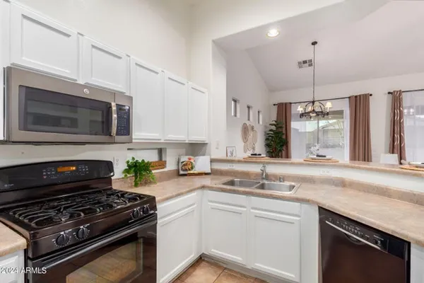 $2,150 | 17536 West Desert View Lane, Goodyear, AZ 85338