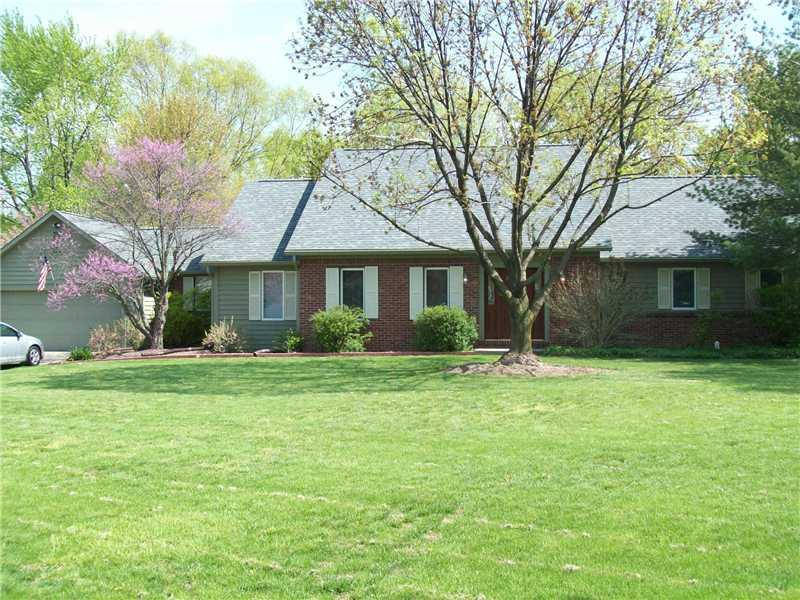 1715 Brer Rabbit Drive Greenwood, IN 46143 - Photo 1 of 24 Gallery Image 1