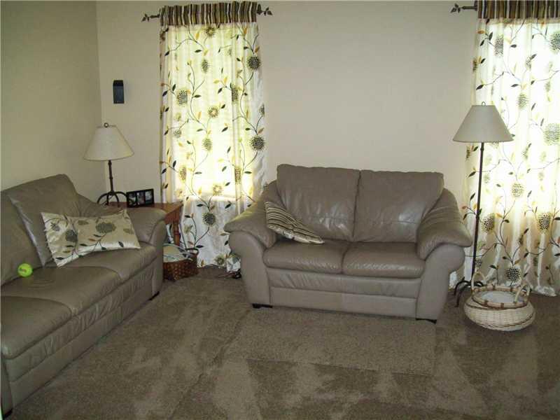 1715 Brer Rabbit Drive Greenwood, IN 46143 - Photo 11 of 24 Gallery Image 11