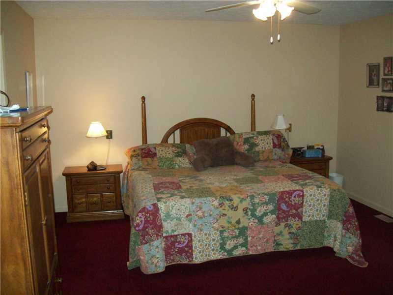 1715 Brer Rabbit Drive Greenwood, IN 46143 - Photo 17 of 24 Gallery Image 17