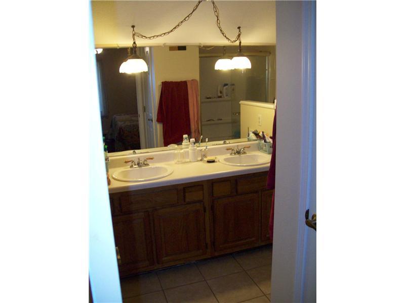 1715 Brer Rabbit Drive Greenwood, IN 46143 - Photo 18 of 24 Gallery Image 18