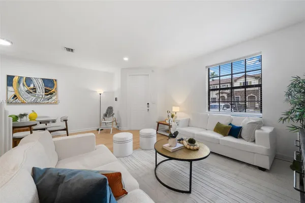 $520,000 | 9380 West 33rd Lane, Hialeah, FL 33018