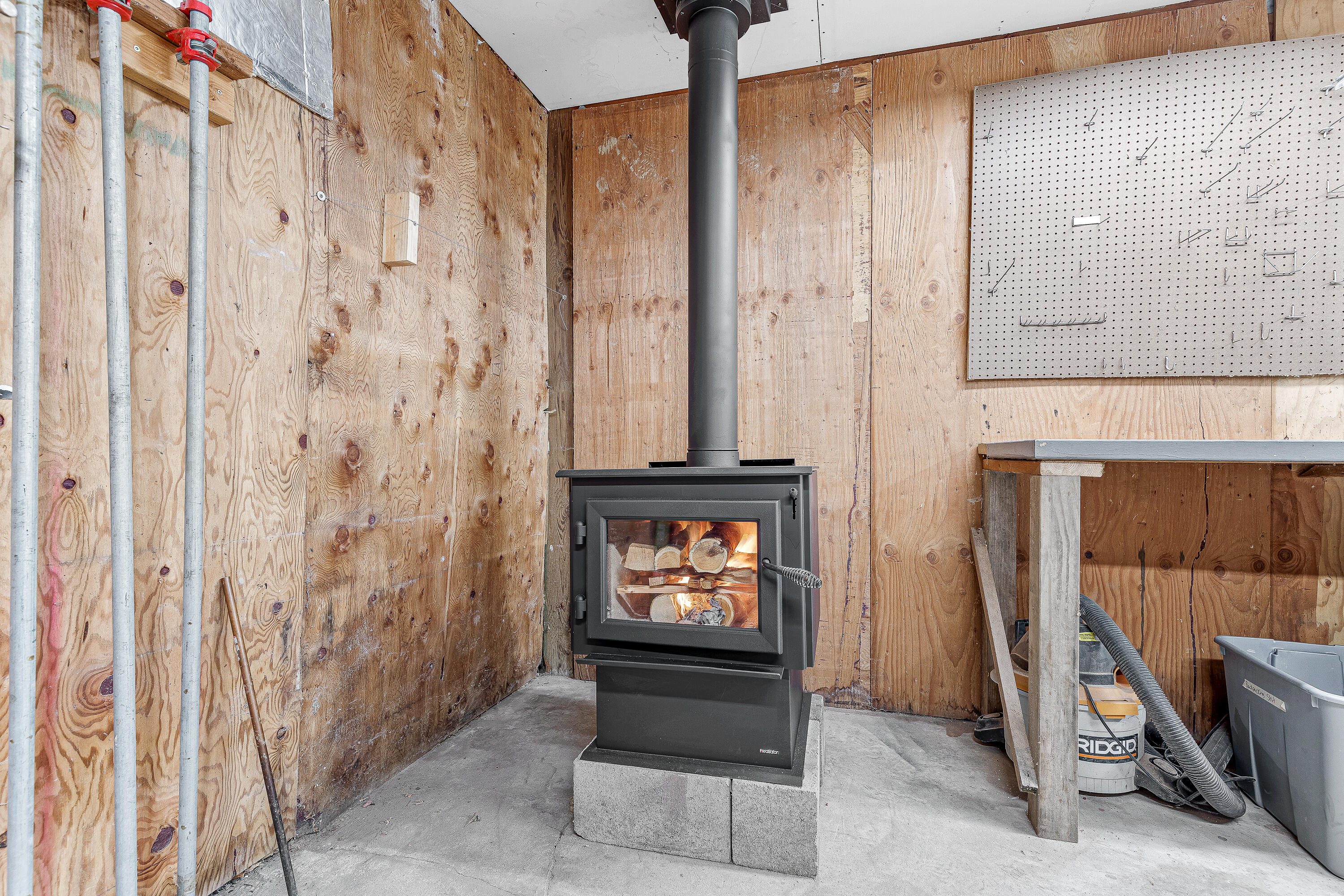 3142 Anderson Creek Road Talent, OR 97540 - Photo 30 of 46 Woodstove in shop