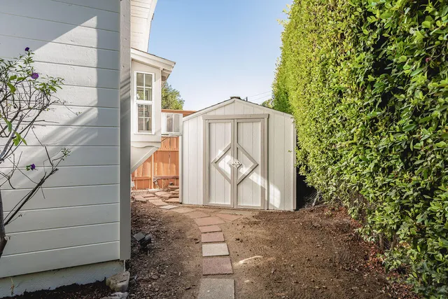 $3,250 | 2605 Bath Street, Santa Barbara, CA 93105