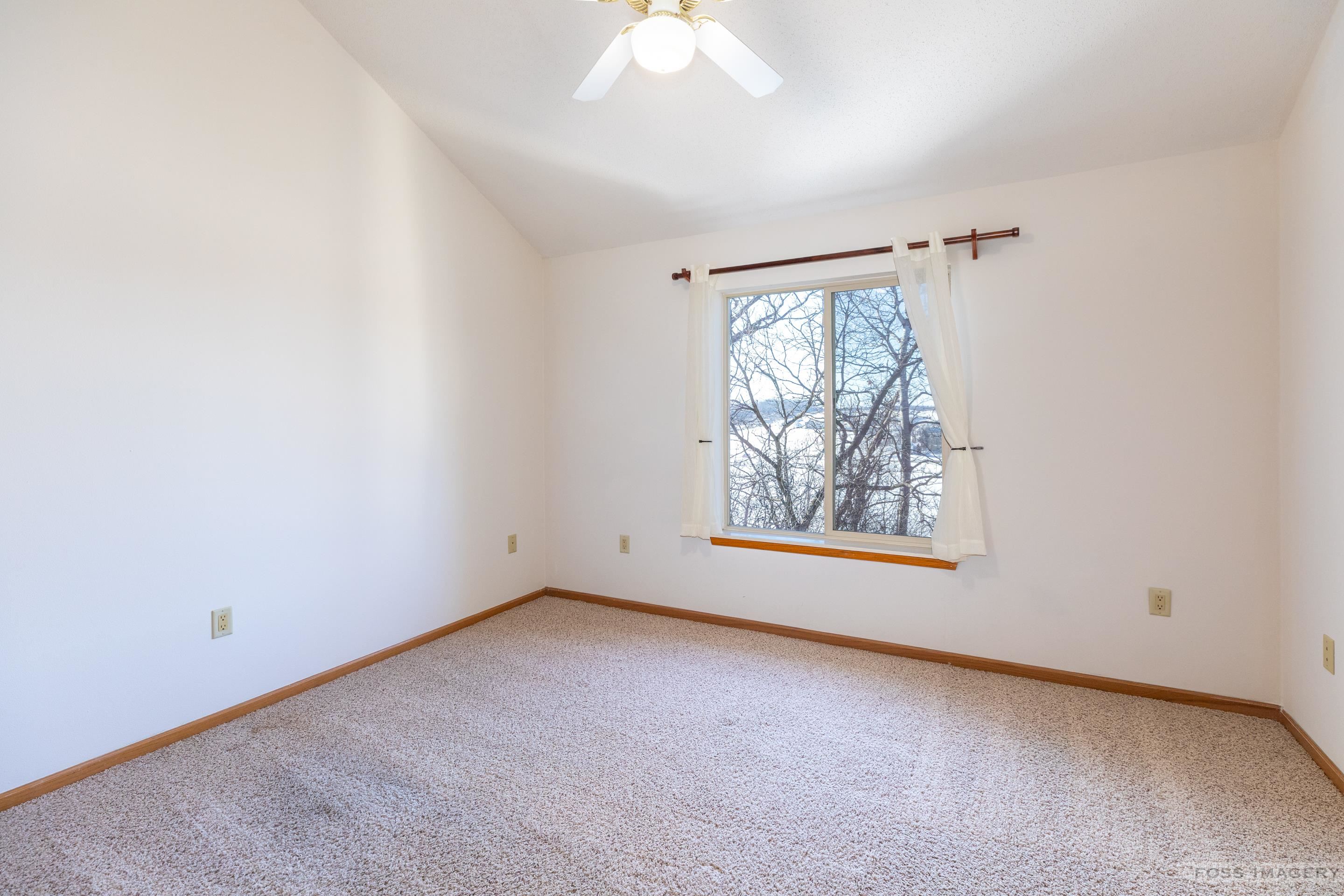 7203 Mid Town Road, Unit 305 Madison, WI 53719 - Photo 6 of 18