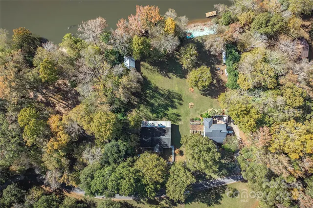 view of a house with a yard