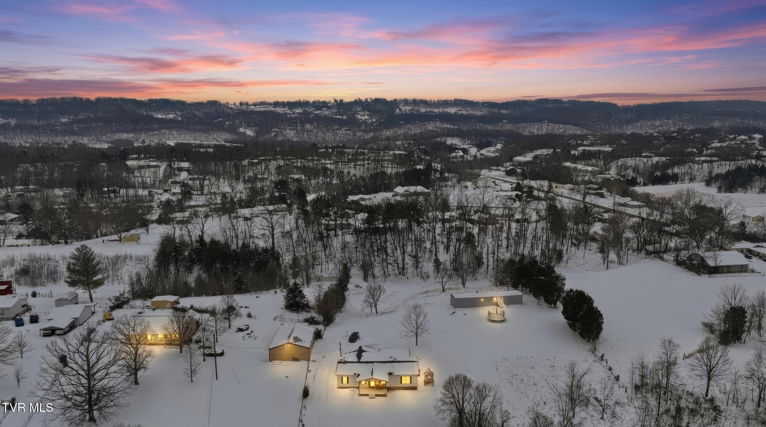 3238 Wil Rho Circle Kingsport, TN 37660 - Photo 40 of 41 3_dji_20260202151121_0820_d_twilight_27c