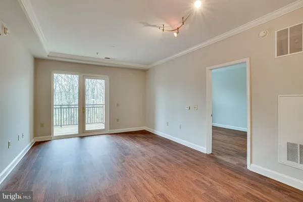 $408,990 | 11770 Sunrise Valley Drive, Unit 325, Reston, VA 20191