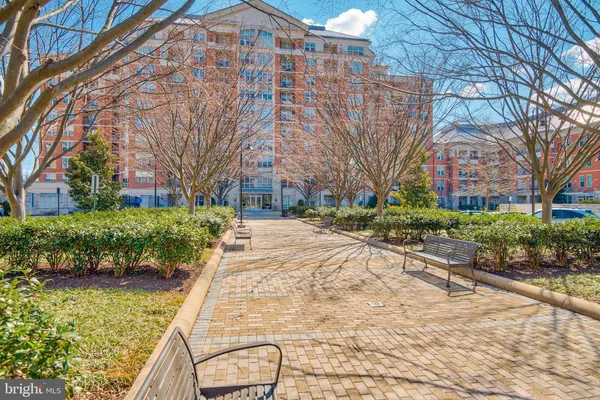 $408,990 | 11770 Sunrise Valley Drive, Unit 325, Reston, VA 20191