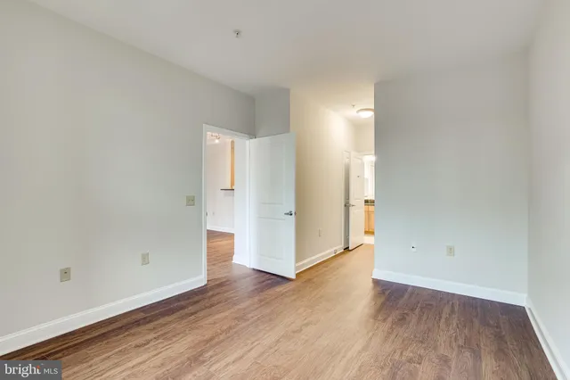 $420,000 | 11770 Sunrise Valley Drive, Unit 325, Reston, VA 20191