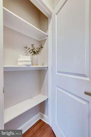 $420,000 | 11770 Sunrise Valley Drive, Unit 325, Reston, VA 20191