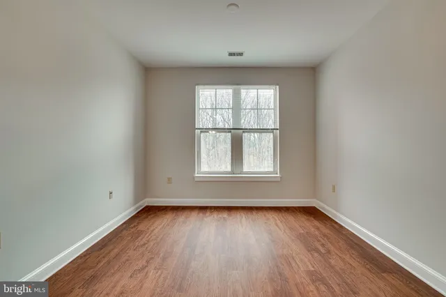 $420,000 | 11770 Sunrise Valley Drive, Unit 325, Reston, VA 20191