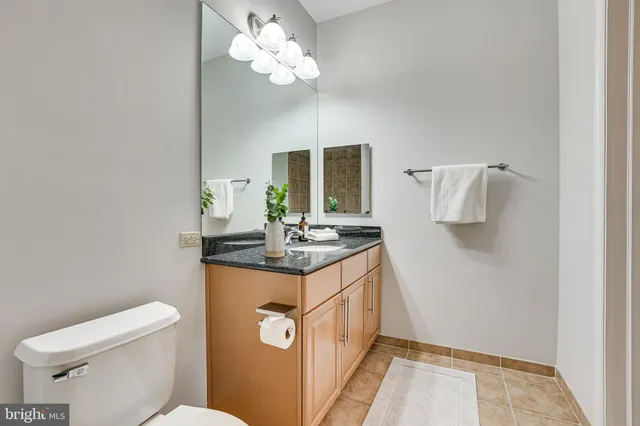 $420,000 | 11770 Sunrise Valley Drive, Unit 325, Reston, VA 20191